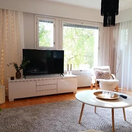 Cozy With Sauna And Free Parking * רובניימי