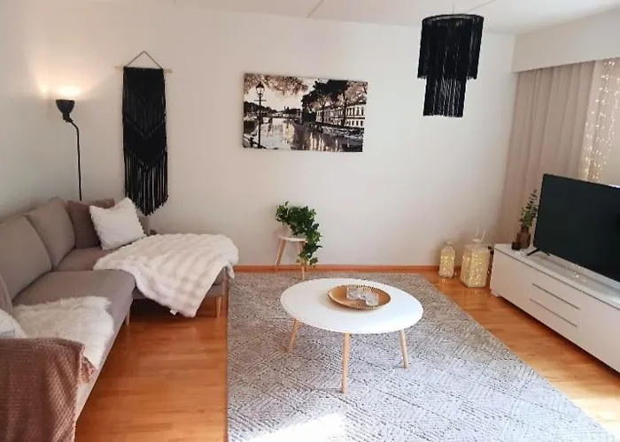 Cozy With Sauna And Free Parking Διαμέρισμα